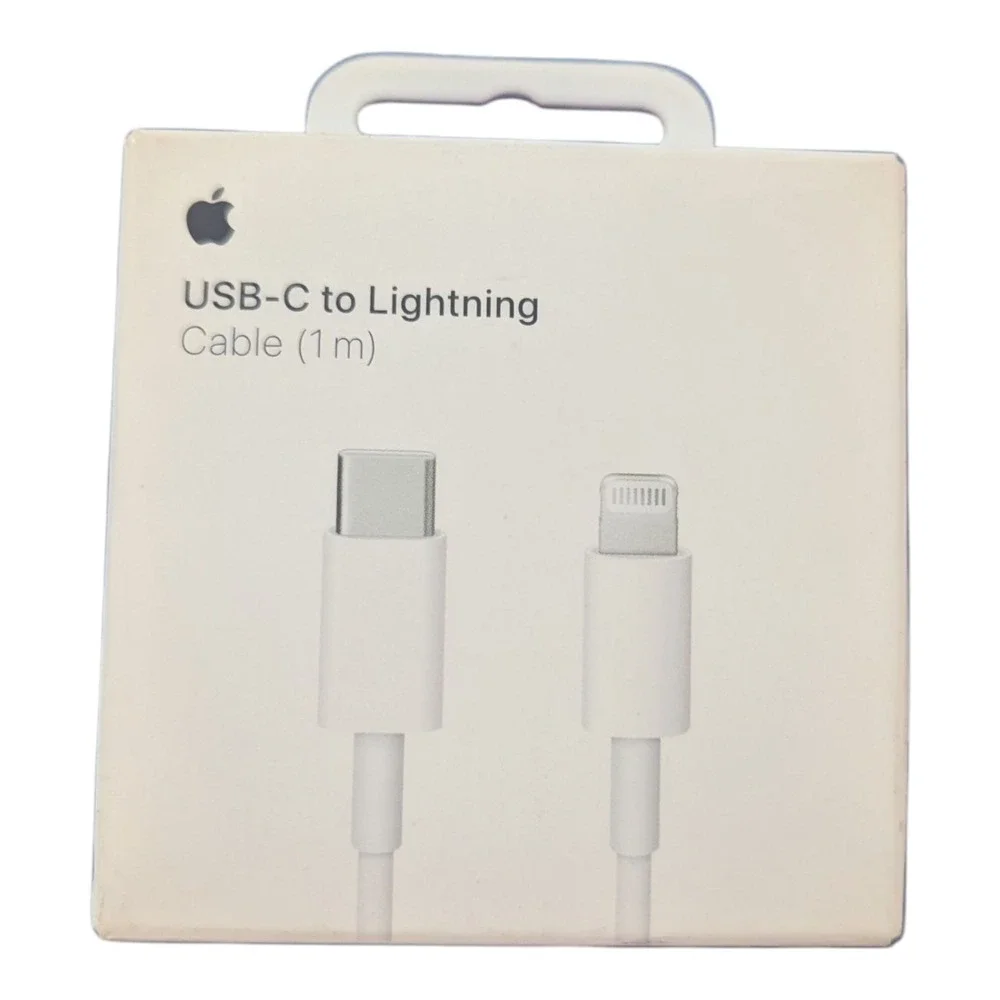 C1-O Apple MUQ93AM/A USB-C to Lighting 1m/3ft Charging Cable - White (Open Box)‎